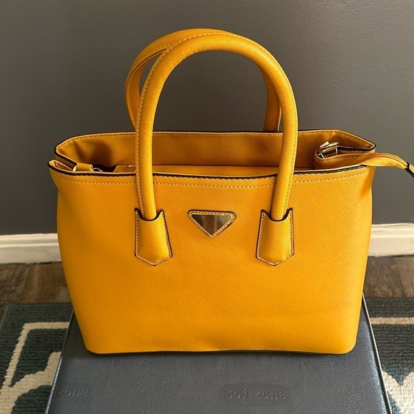 BJ Mustang Handbags NEW - Picture 6 of 8